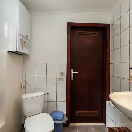 Near Durbuy Forest بارفوكس