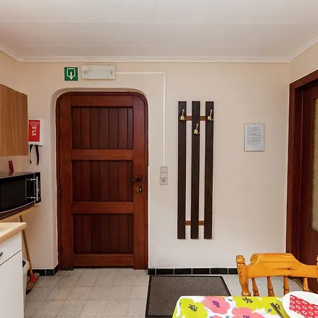 Near Durbuy Forest شقة *